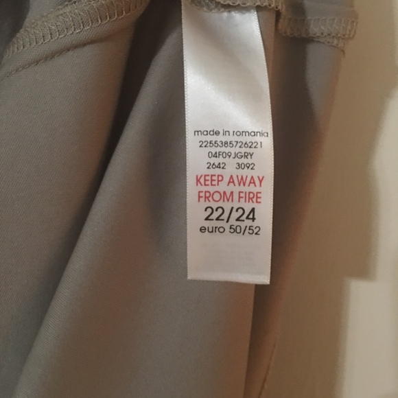 Collection pleated skirt dress - Picture 4 of 7